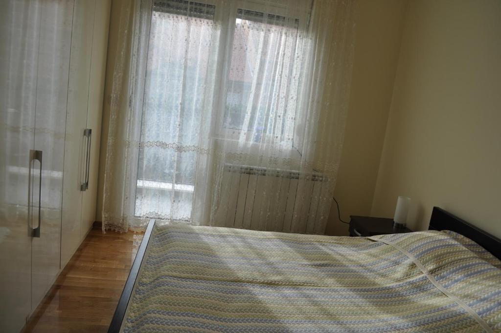 Apartments Soleado Панчево Екстер'єр фото